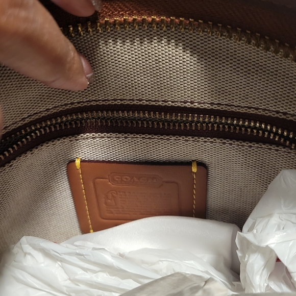 Coach Tan Leather Shoulder Bag - Picture 5 of 5